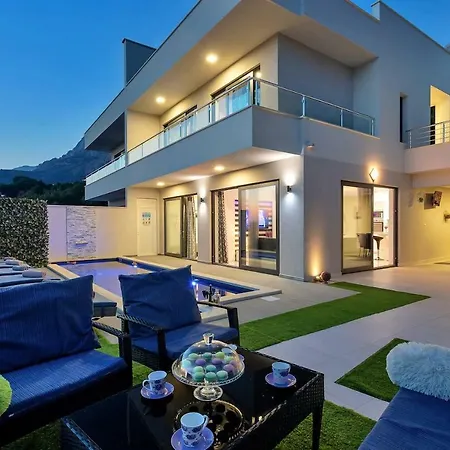 Дом отдыха Nera Макарска