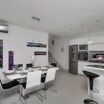 펜션 Nera 마카르스카