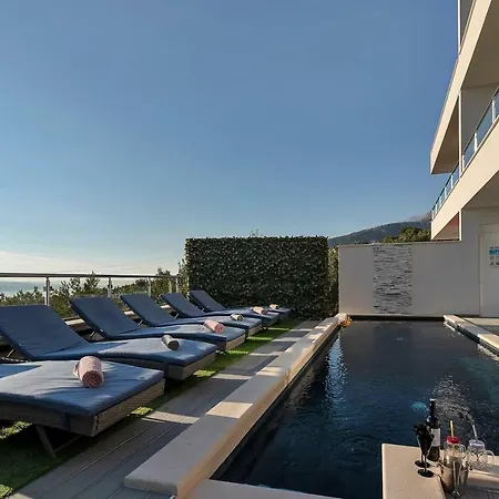 Nera * Makarska