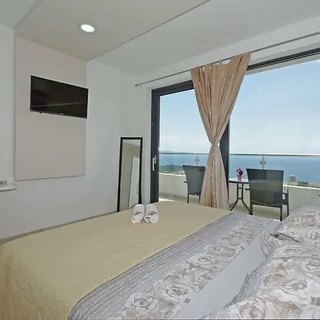 Nera Holiday home *