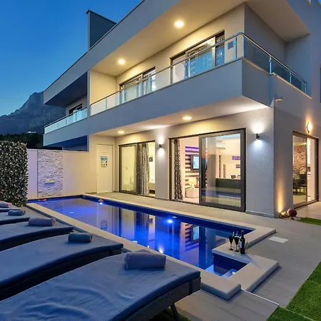 Holiday home Nera Makarska