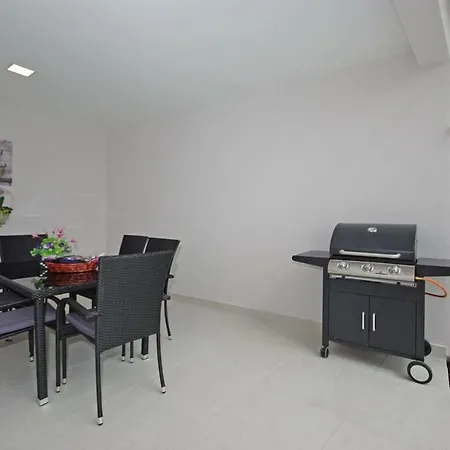 Nera Hébergement de vacances